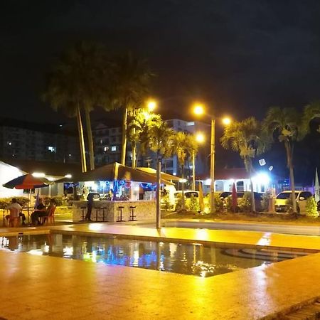 Green Town Hotel And Resort Port Dickson Eksteriør billede